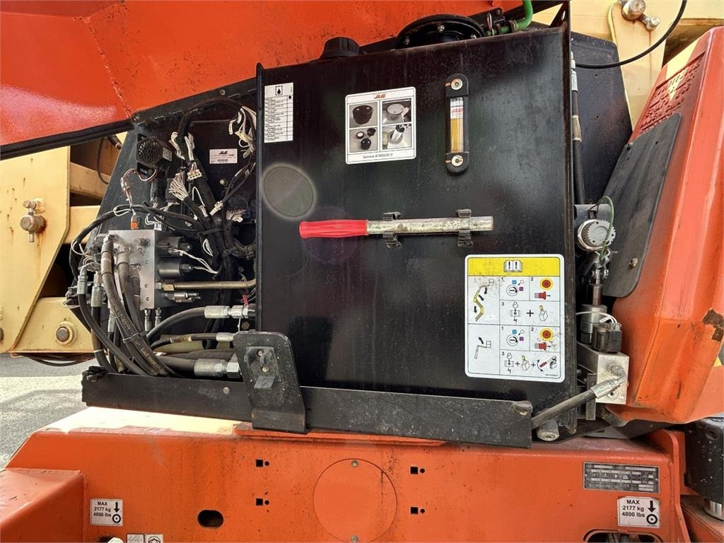 Коленчатый подъемник JLG 340AJ (4972): фото 6 Коленчатый подъемник JLG 340AJ (4972): фото 6