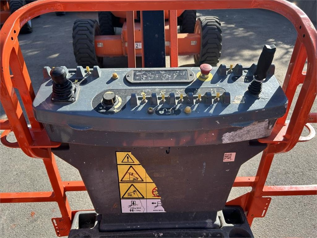 JLG 600 AJ (3218) - Коленчатый подъемник: фото 3 JLG 600 AJ (3218) - Коленчатый подъемник: фото 3