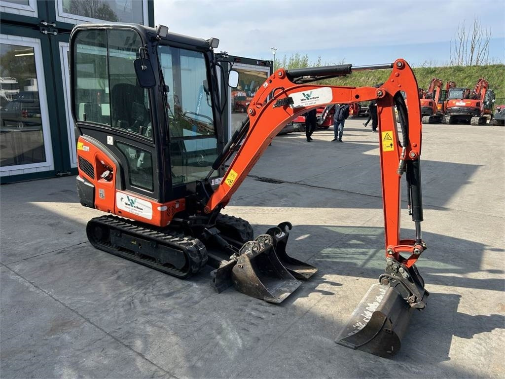 Kubota KX019-4 (8684) - Мини-экскаватор: фото 2 Kubota KX019-4 (8684) - Мини-экскаватор: фото 2