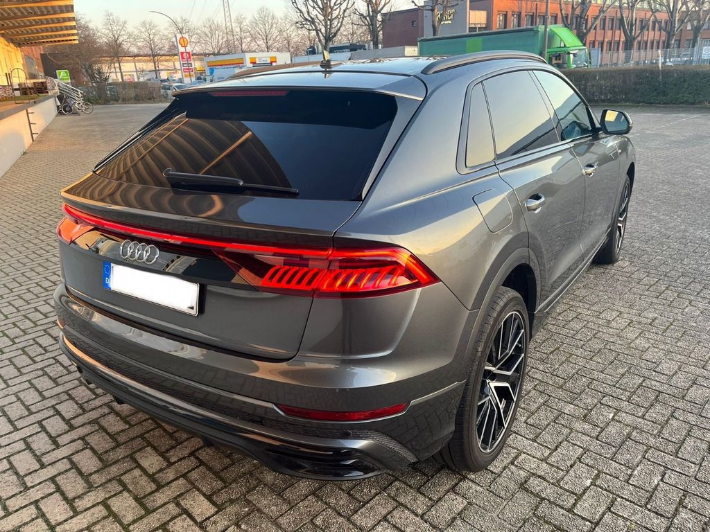 Audi Q8 50 TDI quattro tiptronic 22 Zoll*3xSline*Pano Audi Q8 50 TDI quattro tiptronic 22 Zoll*3xSline*Pano - Внедорожник: фото 2 Audi Q8 50 TDI quattro tiptronic 22 Zoll*3xSline*Pano Audi Q8 50 TDI quattro tiptronic 22 Zoll*3xSline*Pano - Внедорожник: фото 2