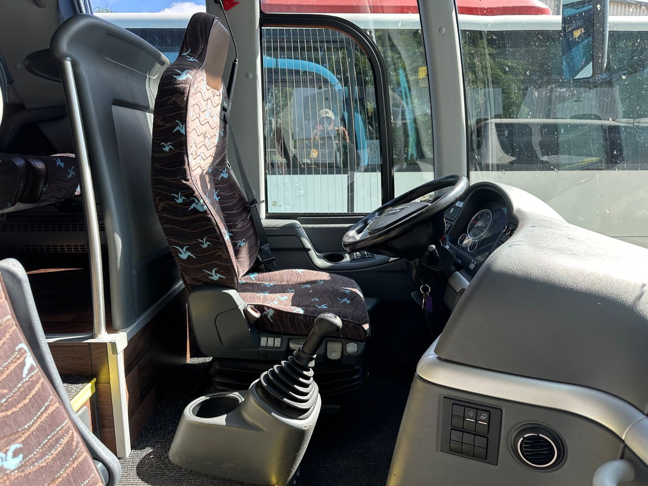 Туристический автобус MAN R08 Lions Coach L (60 Sitze*Schalt): фото 14