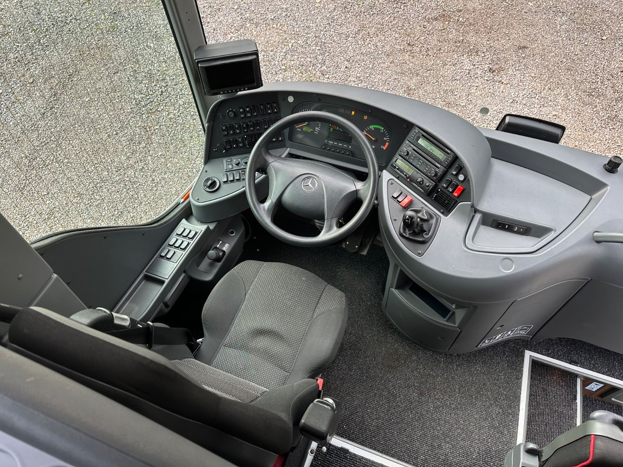 Mercedes-Benz Tourismo O350 17 RHD-L (60 Sitze*341.tKM*DE*TOP) - Туристический автобус: фото 5 Mercedes-Benz Tourismo O350 17 RHD-L (60 Sitze*341.tKM*DE*TOP) - Туристический автобус: фото 5