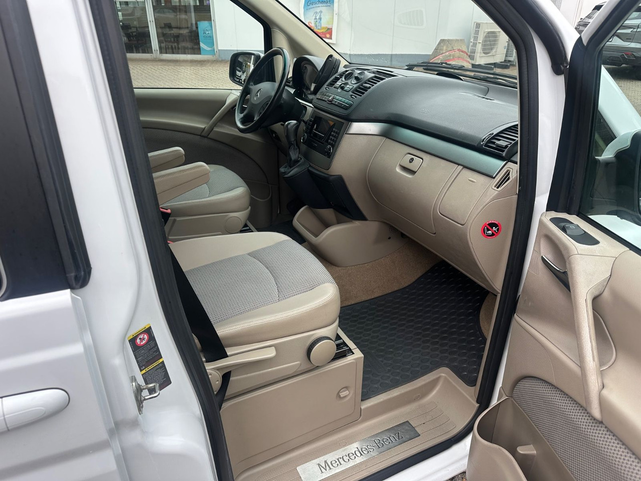 Mercedes-Benz Viano 2.2 CDI AMBIENTE extralang (Autom*133 tKm) в лизинг Mercedes-Benz Viano 2.2 CDI AMBIENTE extralang (Autom*133 tKm): фото 10