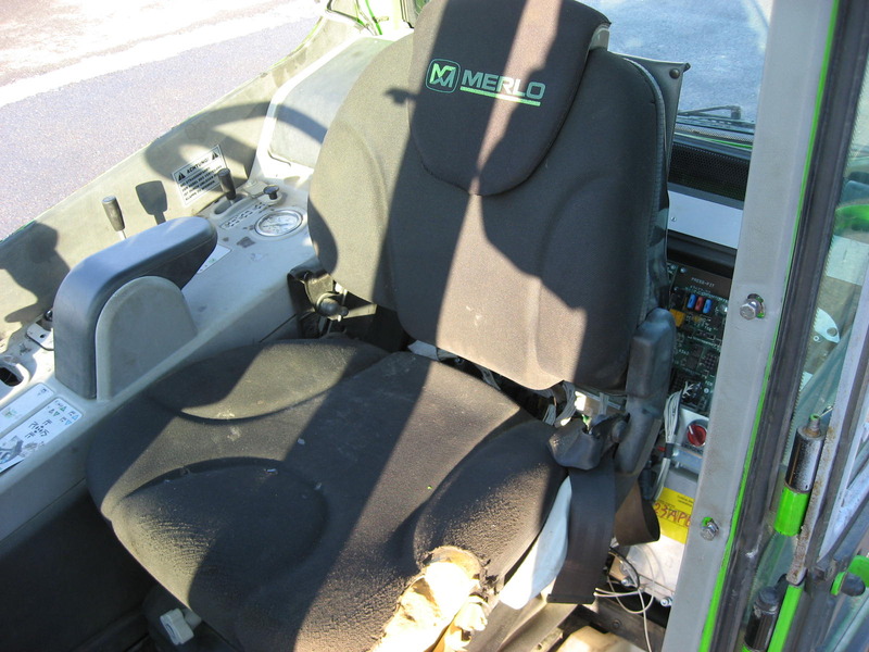 MERLO komplette Kabine, complete cabin, cabine complète, Полный кабины The photo is illustrative! Various cab models still in stock. We need a VIN + SAV number to correctly identify the cabin Your Merlo. - Кабина для Телескопических погрузчиков: фото 3 MERLO komplette Kabine, complete cabin, cabine complète, Полный кабины The photo is illustrative! Various cab models still in stock. We need a VIN + SAV number to correctly identify the cabin Your Merlo. - Кабина для Телескопических погрузчиков: фото 3